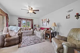2320 51st St, Kenosha, WI 53140 - Photo 7