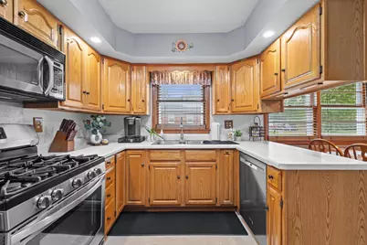 2320  51st St, Kenosha, WI 53140 - Photo 11