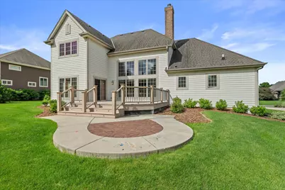 W218N5466  Taylors Woods Dr, Menomonee Falls, WI 53051 - Photo 47