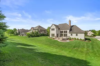 W218N5466  Taylors Woods Dr, Menomonee Falls, WI 53051 - Photo 55