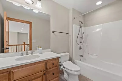 W218N5466  Taylors Woods Dr, Menomonee Falls, WI 53051 - Photo 31