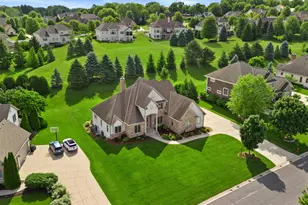 W218N5466 Taylors Woods Dr, Menomonee Falls, WI 53051 - Photo 51