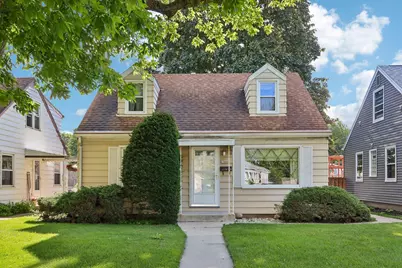 2546 S 99th St, West Allis, WI 53227 - Photo 27