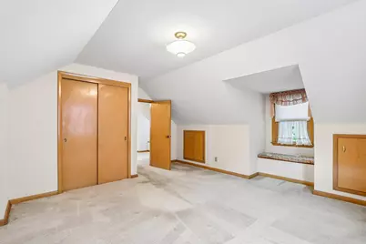 2546 S 99th St, West Allis, WI 53227 - Photo 15