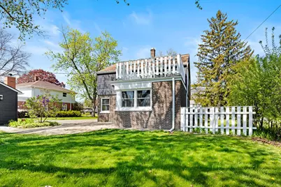 7438 N Seneca Rd, Fox Point, WI 53217 - Photo 33