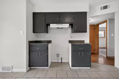 7107 W Beckett Ave, Milwaukee, WI 53216 - Photo 13