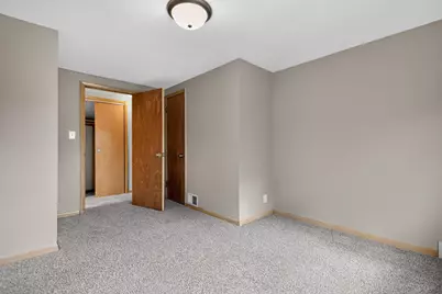 7107 W Beckett Ave, Milwaukee, WI 53216 - Photo 23