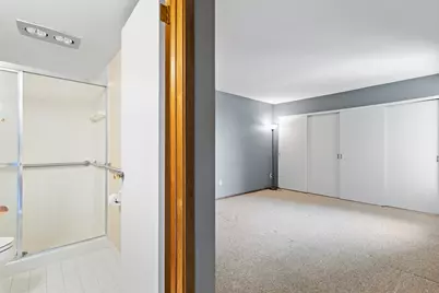 3609 N Tucker Pl #205, Milwaukee, WI 53222 - Photo 9