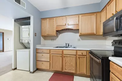 3609 N Tucker Pl #205, Milwaukee, WI 53222 - Photo 5