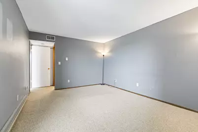 3609 N Tucker Pl #205, Milwaukee, WI 53222 - Photo 11