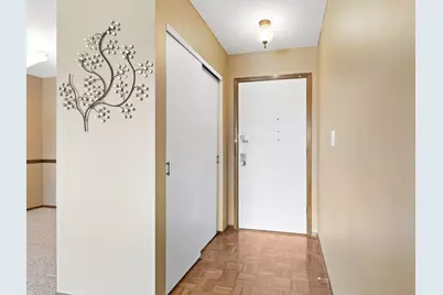 3609 N Tucker Pl #205, Milwaukee, WI 53222 - Photo 19