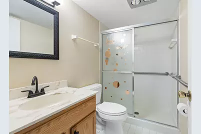 3609 N Tucker Pl #205, Milwaukee, WI 53222 - Photo 9