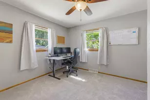 4656 N 118th St, Wauwatosa, WI 53225 - Photo 13