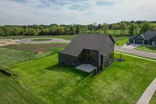 8358 Cove Ct, Racine, WI 53406 - Photo 3