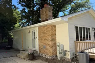 38 Oakwood St, Williams Bay, WI 53191 - Photo 3