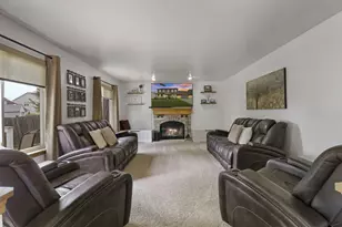 10831 64th St, Kenosha, WI 53142 - Photo 13
