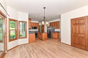 30906 Pleasant View Dr, Racine, WI 53185 - Photo 7