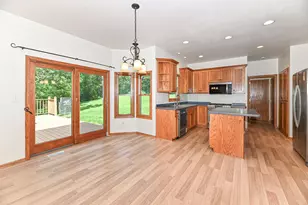 30906 Pleasant View Dr, Racine, WI 53185 - Photo 13