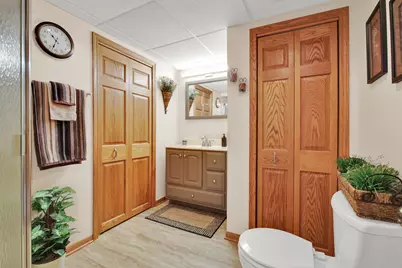 6846 S Juniper Ct, Oak Creek, WI 53154 - Photo 33