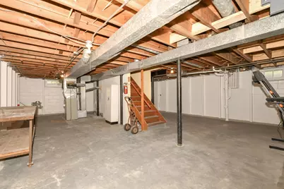 6701 W Howard Ave, Milwaukee, WI 53220 - Photo 23