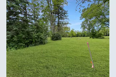 10820 W Bradley Rd, Milwaukee, WI 53224 - Photo 3