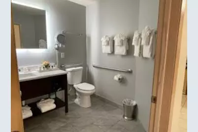 123  Center St #309, Lake Geneva, WI 53147 - Photo 15
