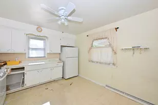 4672 N 69th St, Milwaukee, WI 53218 - Photo 13