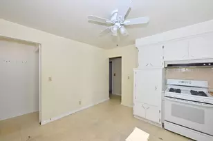 4672 N 69th St, Milwaukee, WI 53218 - Photo 15