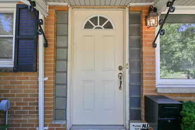 4672 N 69th St, Milwaukee, WI 53218 - Photo 3
