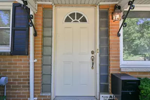 4672 N 69th St, Milwaukee, WI 53218 - Photo 3