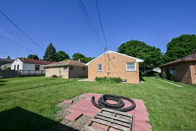 4672 N 69th St, Milwaukee, WI 53218 - Photo 29