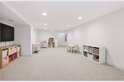 5835 N Lake Dr, Whitefish Bay, WI 53217 - Photo 25
