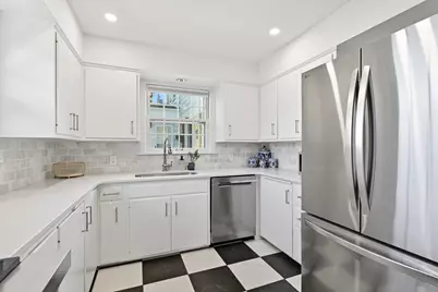 5835 N Lake Dr, Whitefish Bay, WI 53217 - Photo 15