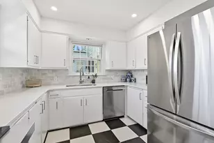 5835 N Lake Dr, Whitefish Bay, WI 53217 - Photo 15