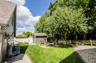 33197 S Lakeshore Dr, Burlington, WI 53105 - Photo 21