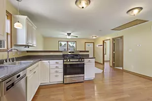 28430 117th St, Salem Lakes, WI 53179 - Photo 13