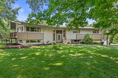 W274S4153  Timber Trl, Waukesha, WI 53189 - Photo 3