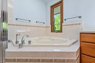 W274S4153 Timber Trail, Waukesha, WI 53189 - Photo 39