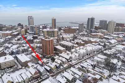 1850 N Warren Ave, Milwaukee, WI 53202 - Photo 29