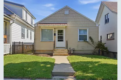 2247 E Vollmer Ave, Milwaukee, WI 53207 - Photo 1