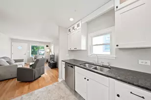 2247 E Vollmer Ave, Milwaukee, WI 53207 - Photo 7