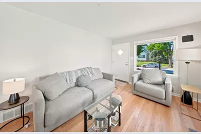2247 E Vollmer Ave, Milwaukee, WI 53207 - Photo 3