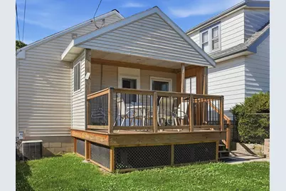 2247 E Vollmer Ave, Milwaukee, WI 53207 - Photo 19