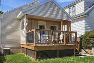 2247 E Vollmer Ave, Milwaukee, WI 53207 - Photo 19