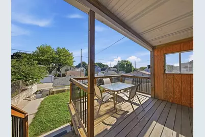 2247 E Vollmer Ave, Milwaukee, WI 53207 - Photo 21