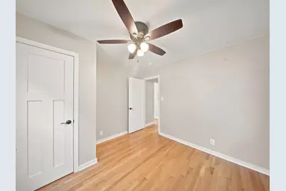 2247 E Vollmer Ave, Milwaukee, WI 53207 - Photo 15