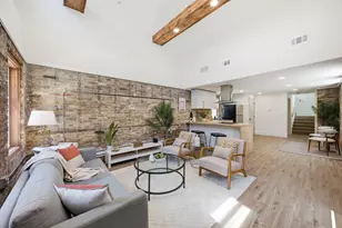 1850 N Warren Ave, Milwaukee, WI 53202 - Photo 3