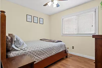 4016  Mary Dr, Onalaska, WI 54650 - Photo 17