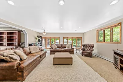 4705  Bluffside Dr, Racine, WI 53402 - Photo 5