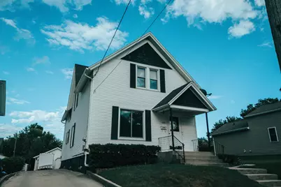 1405 S 13th St, Manitowoc, WI 54220 - Photo 27